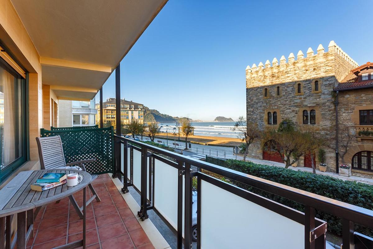 Pensión Zarauz Playa Exterior foto